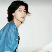 云雾吹走眉弯